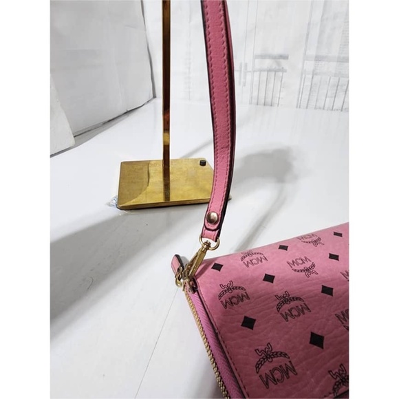Authentic MCM Visetos Zip Around Wallet Pink - Picture 12 of 13